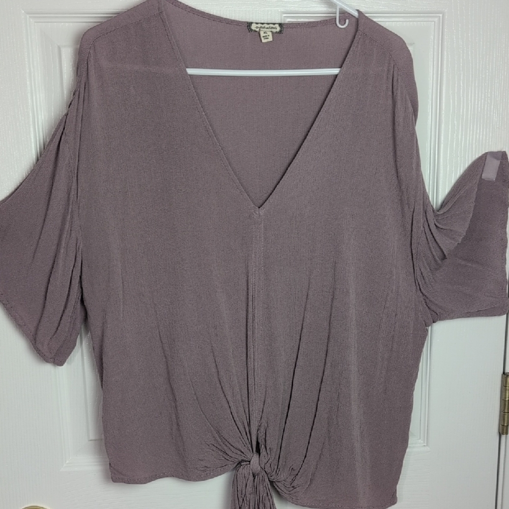 Eyeshadow Dusty Purple V-Neck Tie-Front Blouse, XL